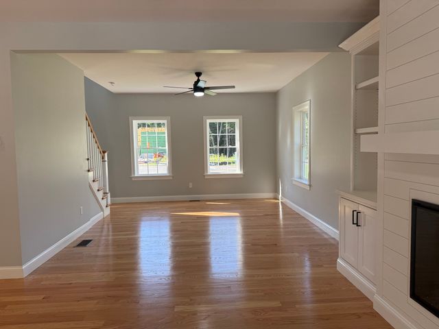 81 Park Dr., Acushnet, MA 02743