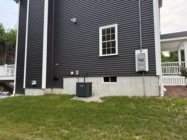 81 Park Dr., Acushnet, MA 02743