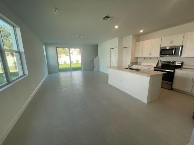 229 SE Woodbark Street, Port St. Lucie, Port St Lucie, FL 34984