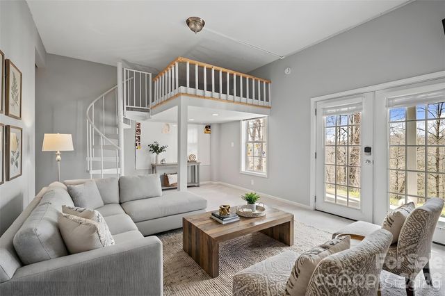 36 Ivy Cove Road, Fairview, NC 28730