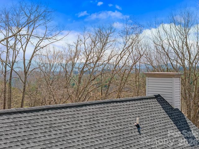 36 Ivy Cove Road, Fairview, NC 28730
