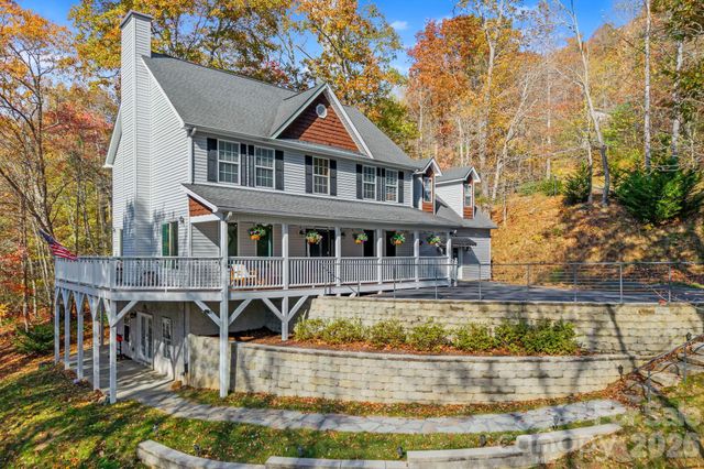 36 Ivy Cove Road, Fairview, NC 28730