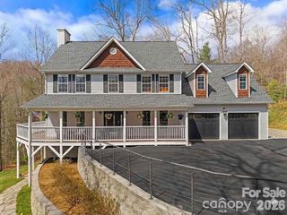 36 Ivy Cove Road, Fairview, NC 28730