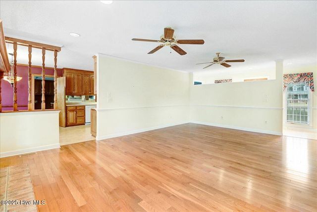 2660 Saint John Circle Na, Kinston, NC 28504