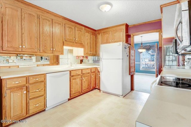 2660 Saint John Circle Na, Kinston, NC 28504