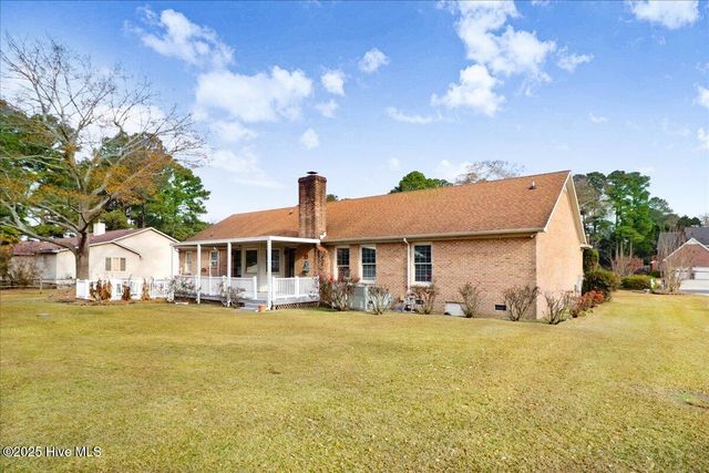 2660 Saint John Circle Na, Kinston, NC 28504