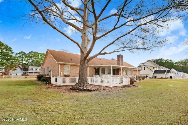 2660 Saint John Circle Na, Kinston, NC 28504