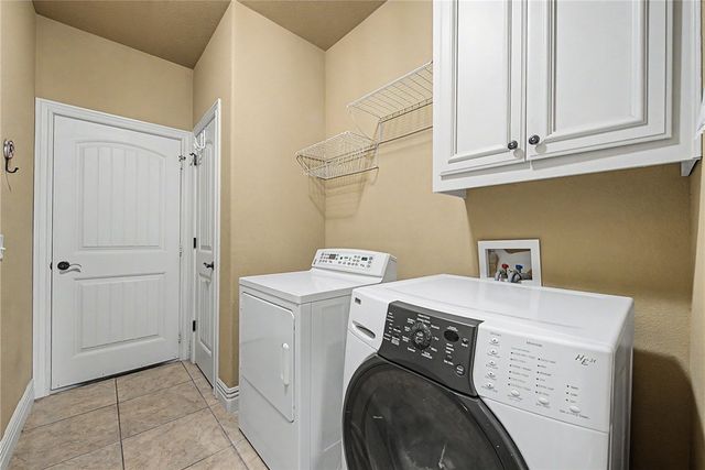 4312 W Woodview Drive, Rogers, AR 72758