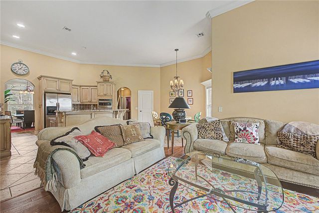 4312 W Woodview Drive, Rogers, AR 72758