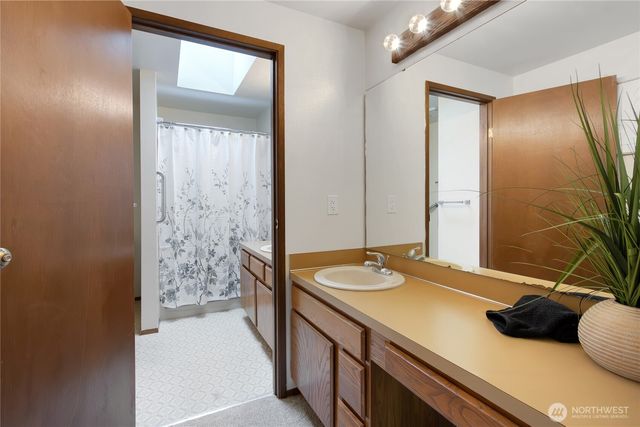 9715 110th Street Ct SW, Lakewood, WA 98498
