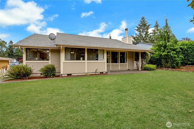 9715 110th Street Ct SW, Lakewood, WA 98498