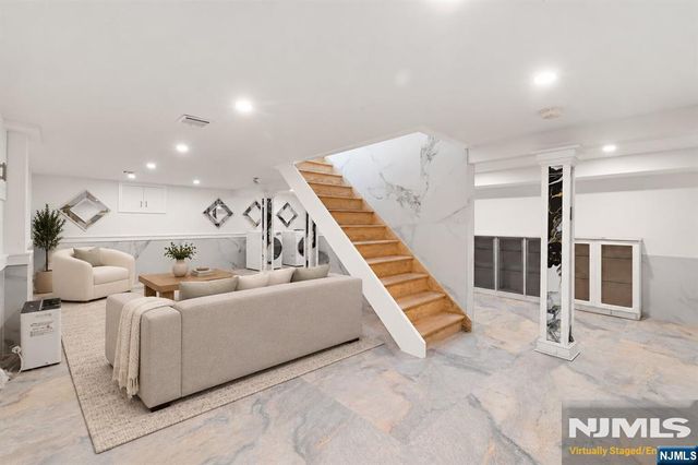 548 Teaneck Road, Ridgefield Park, NJ 07660