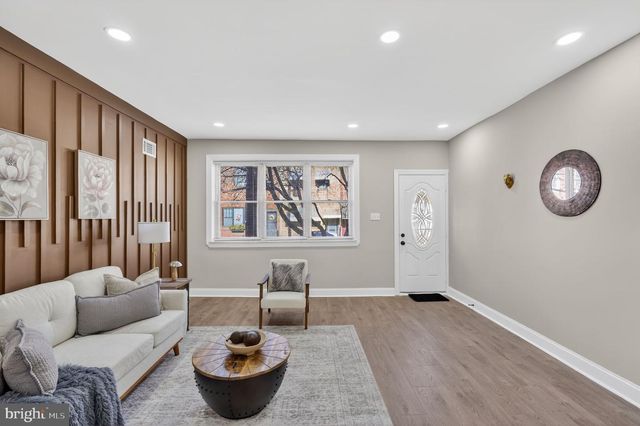 926 MIFFLIN ST, Philadelphia, PA 19148