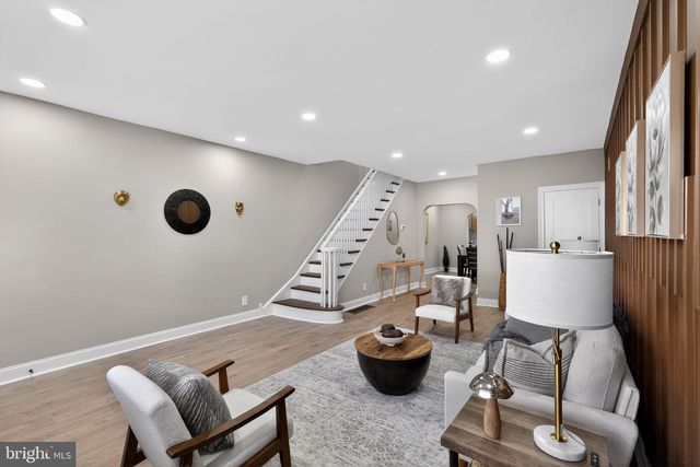 926 MIFFLIN ST, Philadelphia, PA 19148