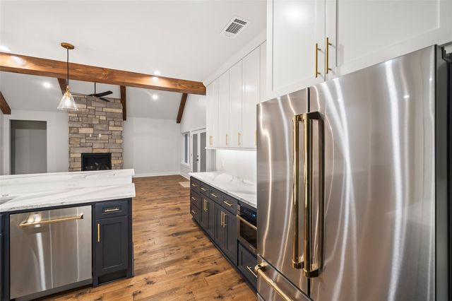 12644 Grove W, Willis, TX 77378