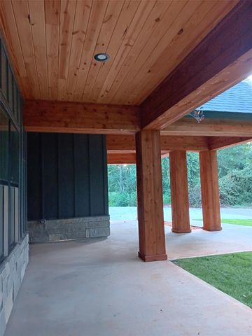 12644 Grove W, Willis, TX 77378