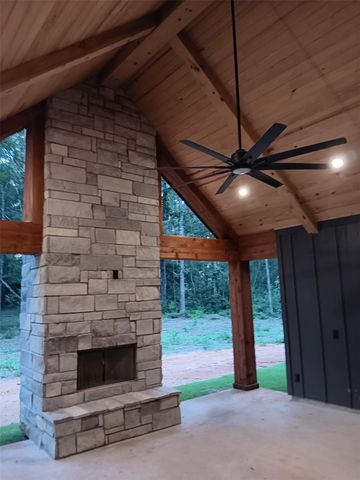 12644 Grove W, Willis, TX 77378