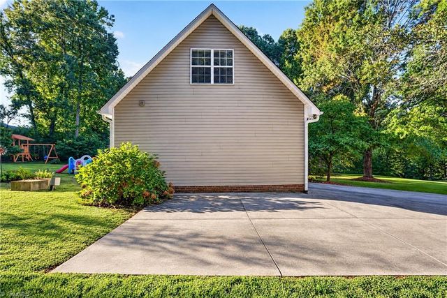 4668 Oakview Drive, Trinity, NC 27370