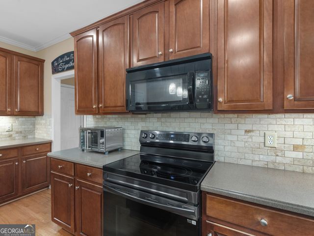 596 Guinevere Court, Mcdonough, GA 30252