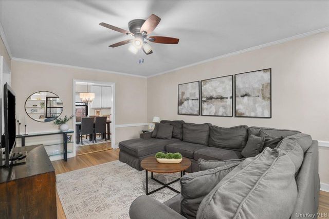 33 Manchester Road 2R, Eastchester, NY 10709