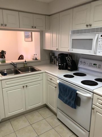 3023 Alcazar Place 305, Palm Beach Gardens, FL 33410
