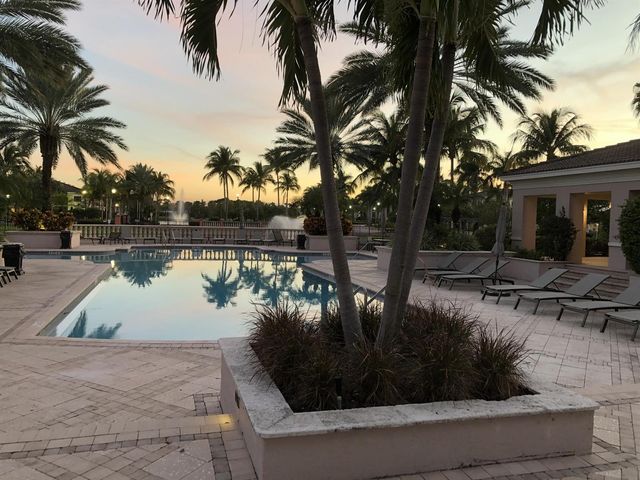 3023 Alcazar Place 305, Palm Beach Gardens, FL 33410
