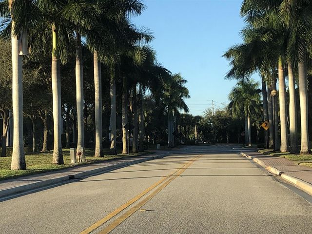 3023 Alcazar Place 305, Palm Beach Gardens, FL 33410
