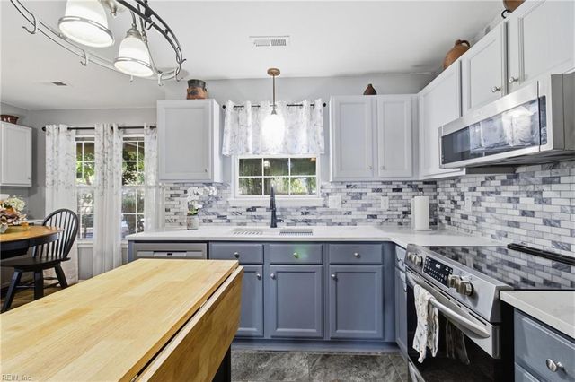 200 Dorset Way WAY, Suffolk, VA 23434