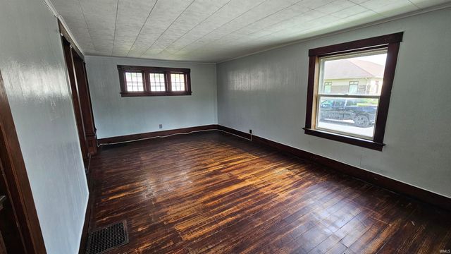 608 S Main Street, Auburn, IN 46706