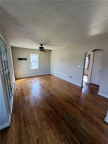 5210 Newton Street, Overland Park, KS 66202