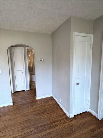 5210 Newton Street, Overland Park, KS 66202