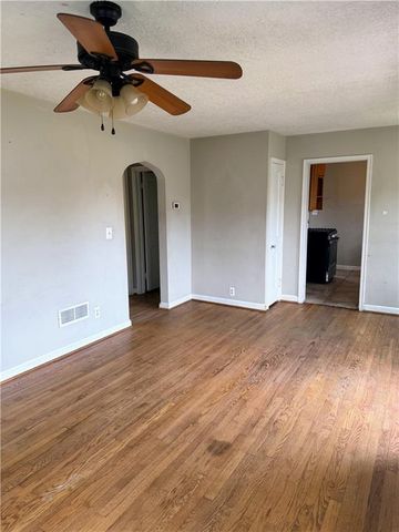 5210 Newton Street, Overland Park, KS 66202