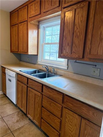 5210 Newton Street, Overland Park, KS 66202