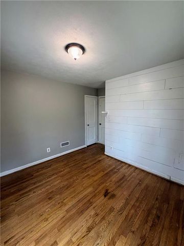 5210 Newton Street, Overland Park, KS 66202