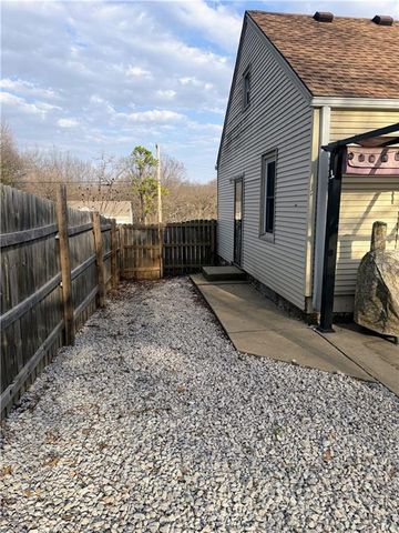 5210 Newton Street, Overland Park, KS 66202