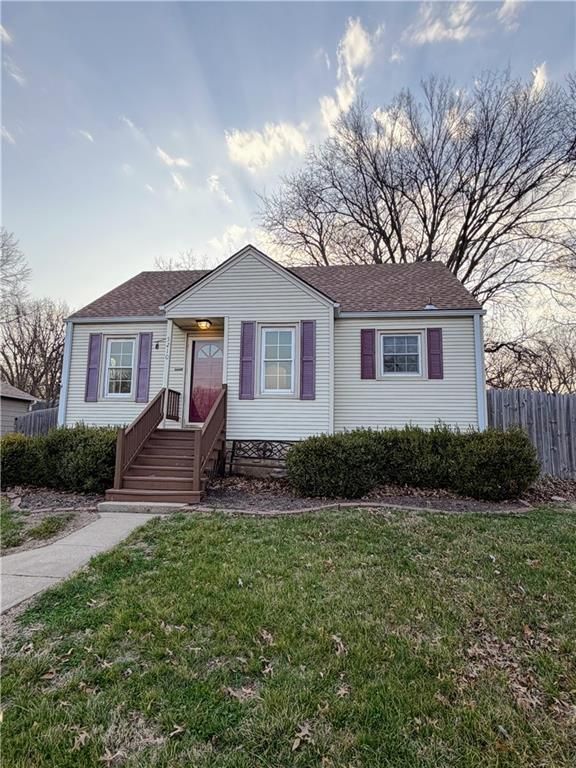 5210 Newton Street, Overland Park, KS 66202