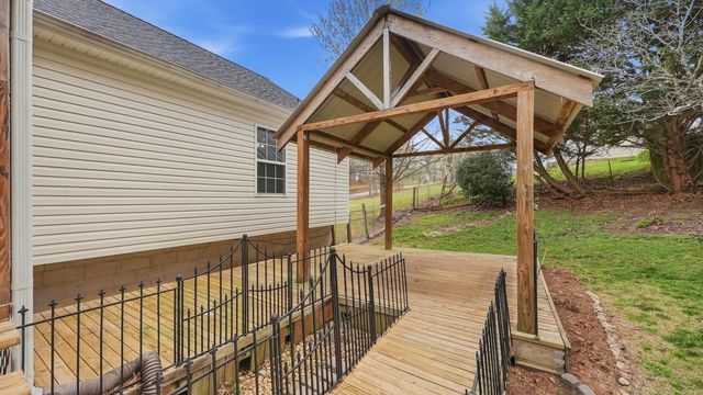 338 Condra Road, Ringgold, GA 30736