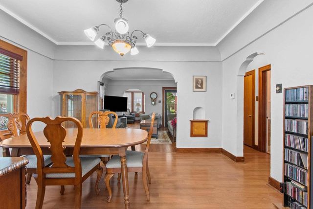 1337 PORLIER STREET, Green Bay, WI 54301