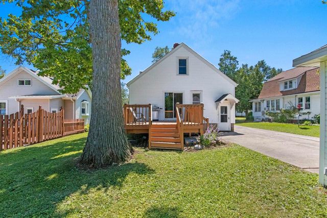 1337 PORLIER STREET, Green Bay, WI 54301