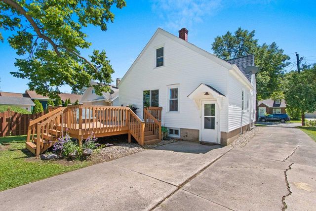 1337 PORLIER STREET, Green Bay, WI 54301