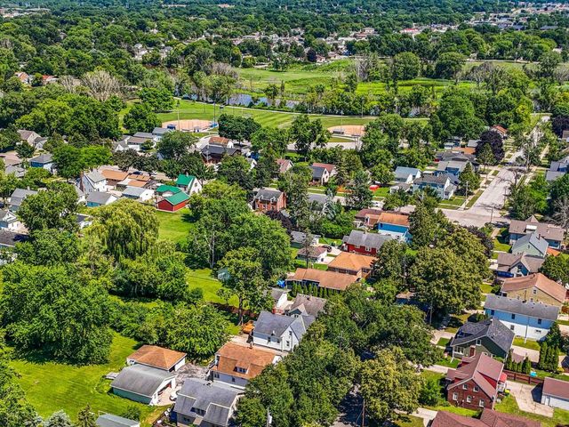 1337 PORLIER STREET, Green Bay, WI 54301