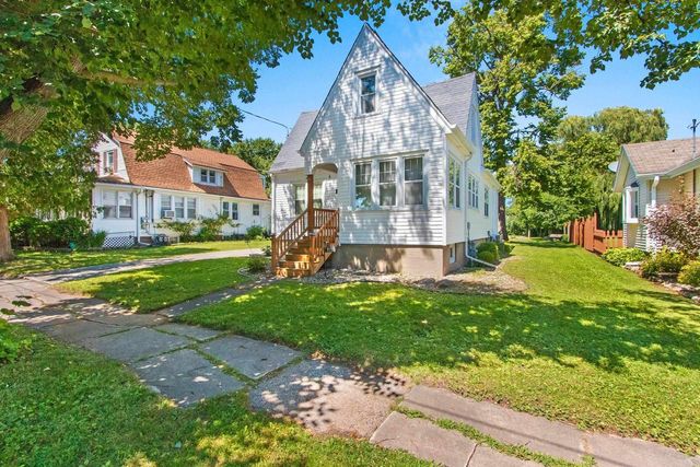 1337 PORLIER STREET, Green Bay, WI 54301
