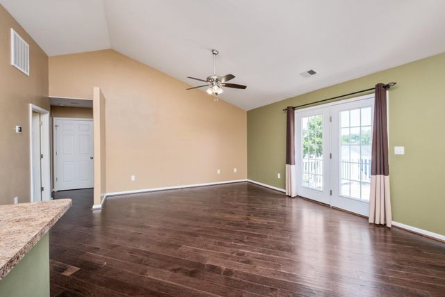 233 OVERVIEW ST, Waynesboro, VA 22980