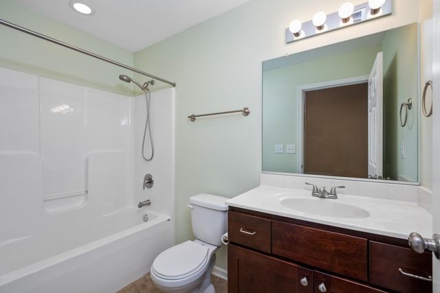 233 OVERVIEW ST, Waynesboro, VA 22980