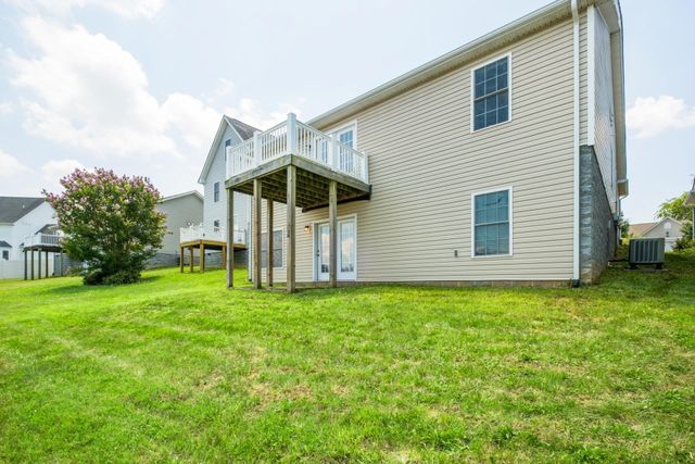 233 OVERVIEW ST, Waynesboro, VA 22980