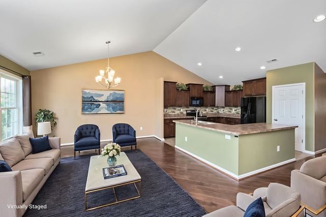 233 OVERVIEW ST, Waynesboro, VA 22980
