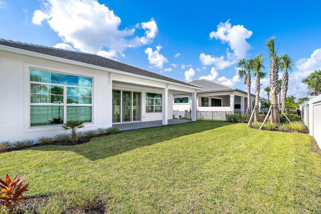 9516 St. Germain Drive, Palm Beach Gardens, FL 33412