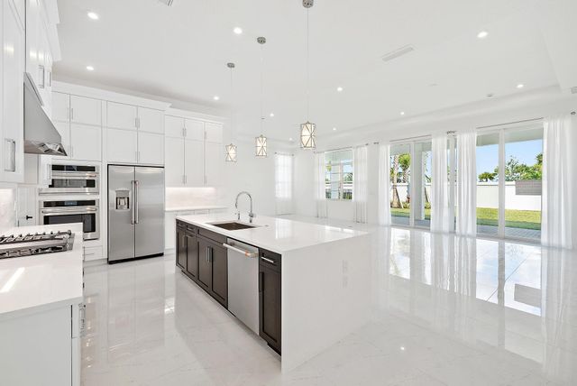 9516 St. Germain Drive, Palm Beach Gardens, FL 33412