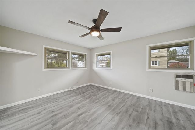 2539 Dorvin Drive, Jackson, MI 49201