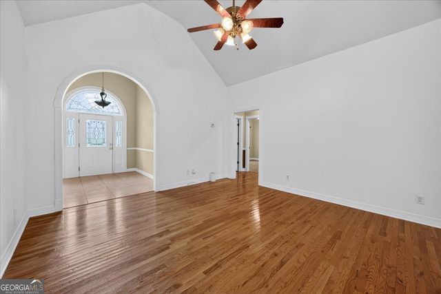 156 Henry Drive, Gray, GA 31032